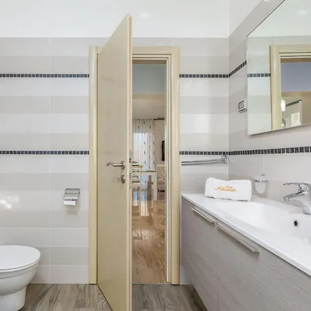 Ricardo By Interhome Umago