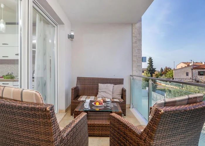 Holiday home Ricardo By Interhome *