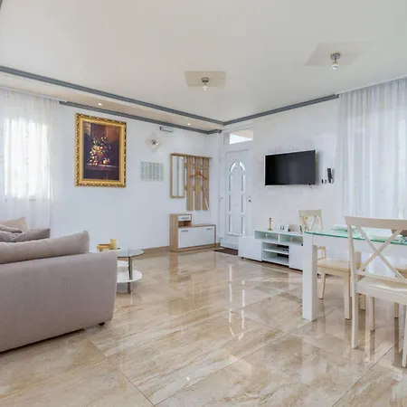 Ricardo By Interhome * 우마그